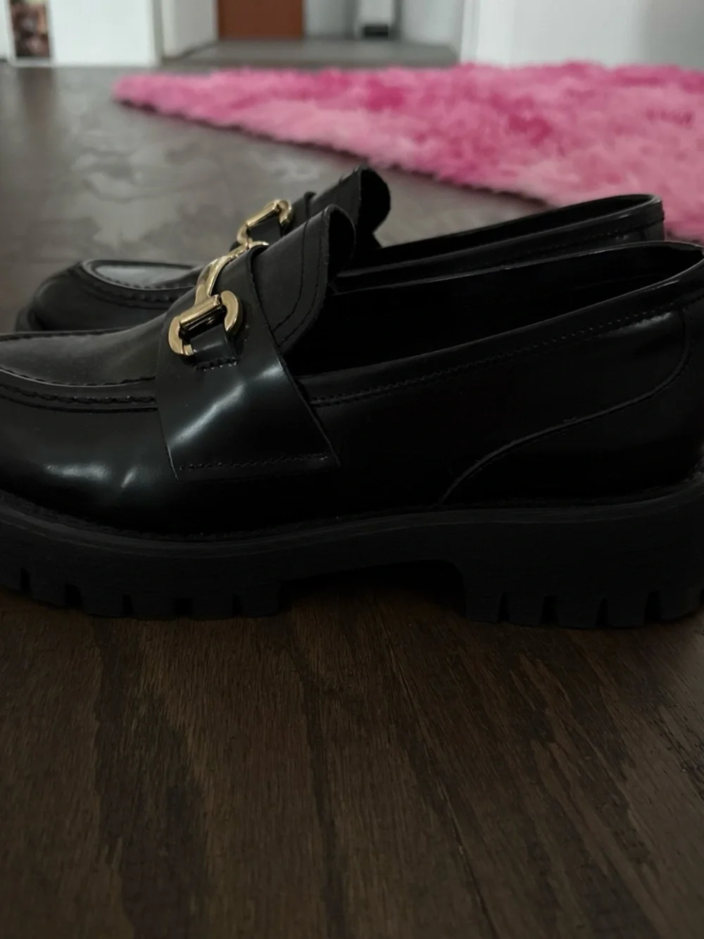 Steve Madden Black Leather Loafers with Gold Hardware